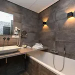 De Roode Schuur 4*