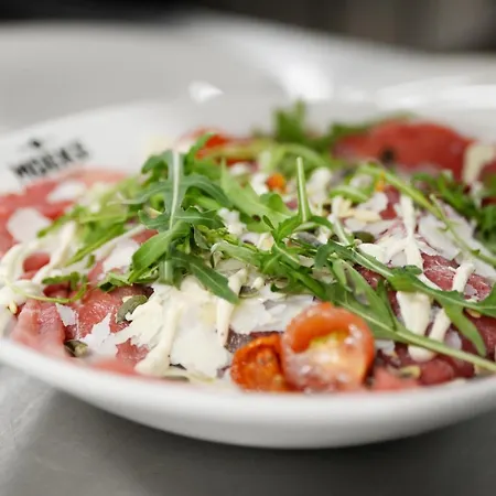 데 루데 슈르 4*