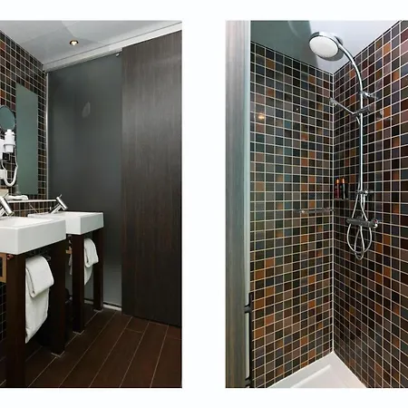 데 루데 슈르 호텔