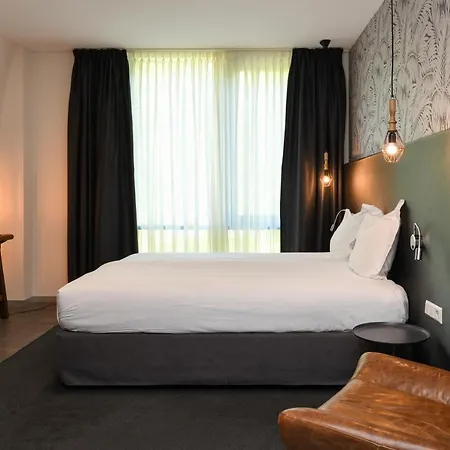 호텔 데 루데 슈르