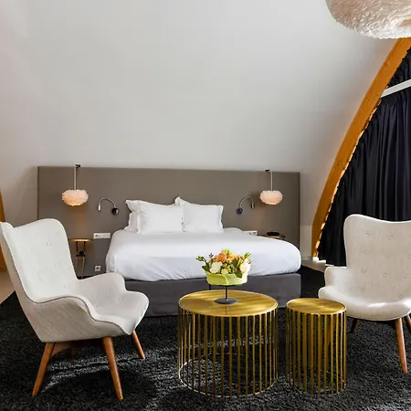 호텔 데 루데 슈르 4*