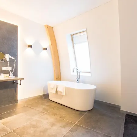 De Roode Schuur נייקרק