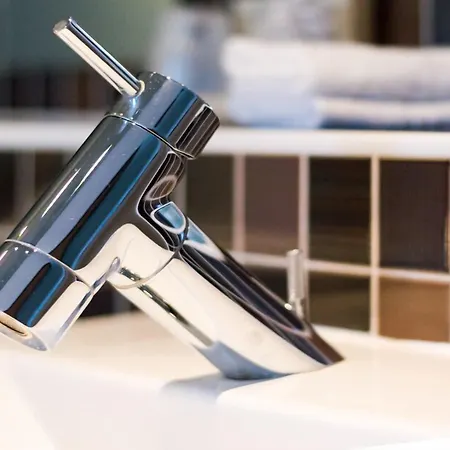 De Roode Schuur נייקרק