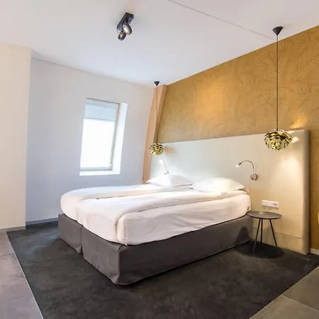 De Roode Schuur 4*