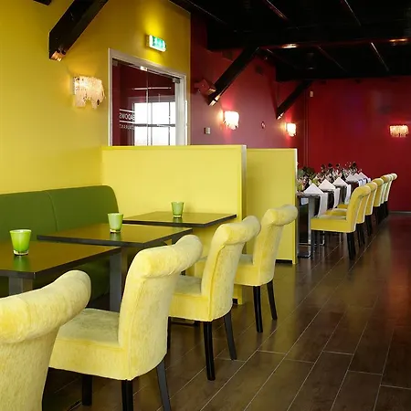 小红屋酒店 奈凯尔克