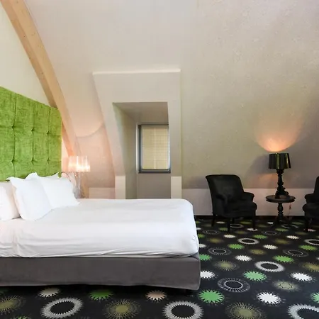 De Roode Schuur 4*