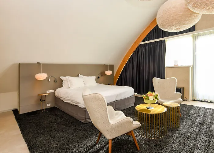 Hotel De Roode Schuur 4*